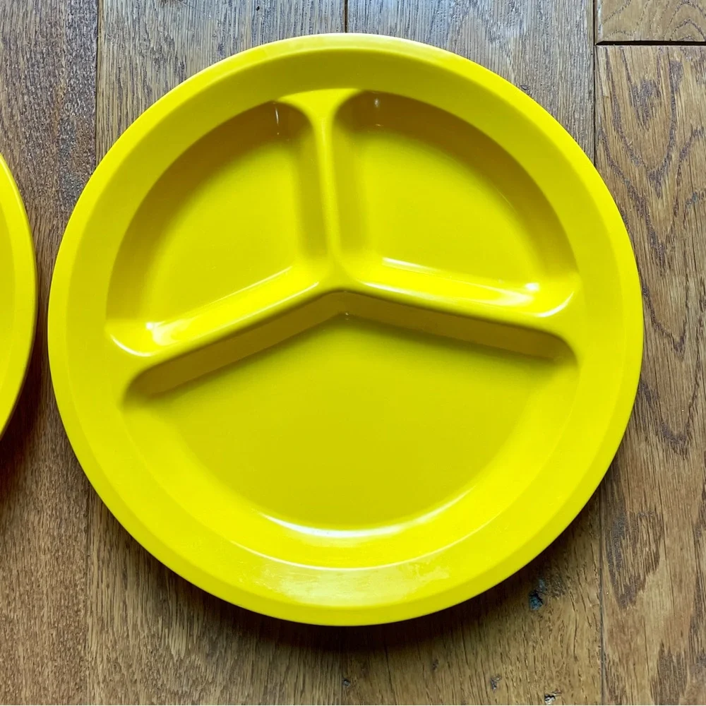 Vintage Melmac Plates DALLAS WARE Divided 3-Section 11” Bright Yellow